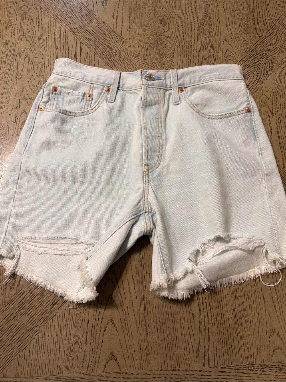Levis Denim Shorts Light Wash Cut Off Shorts Frayed Hem Vintage 90s 29